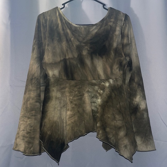 Long Sleeve Blouse - Picture 2 of 2